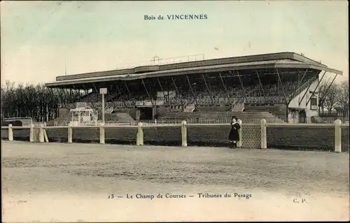 Ak Paris XII Bois de Vincennes, Die Pferderennbahn, Wiegestände