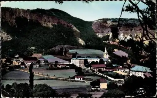 Ak Notre Dame du Laus Hautes Alpes, Le Couvent, La Basilisque, le haut Village