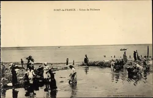 Ak Fort von Frankreich Martinique, Szene mit Fischern