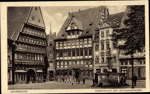 Ak Hildesheim, Marktplatz, Rolandbrunnen, Knochenhaueramtshaus, Limpricht'sches Haus