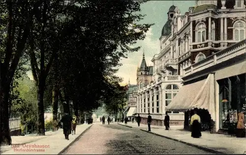 Ak Bad Oeynhausen in Nordrhein Westfalen, Blick in die Herforderstraße