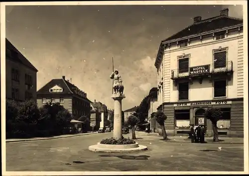 Foto Ak Waldshut Tiengen am Hochrhein, Hotel Warteck, Denkmal, Optik-Geschäft