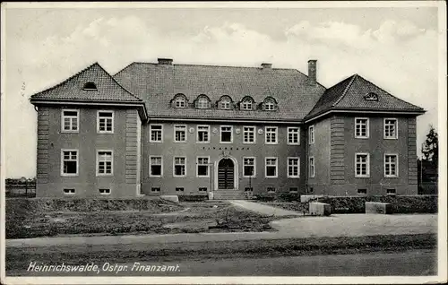 Ak Slawsk Heinrichswalde Ostpreußen, Finanzamt