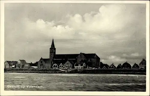 Ak Volendam Nordholland Niederlande, Teilansicht, Kirche