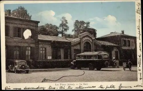 Ak La Fère Aisne, Der Bahnhof