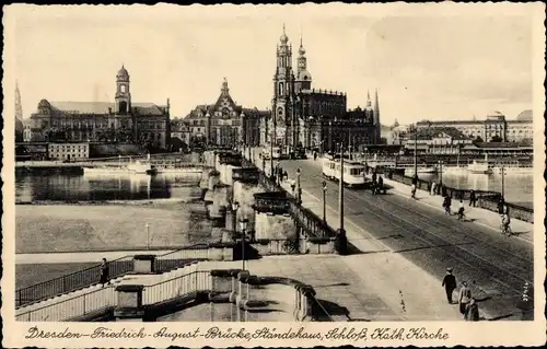 Ak Dresden Altstadt, Friedrich-August-Brücke, Ständehaus, Schloss, katholische Kirche, Straßenbahn