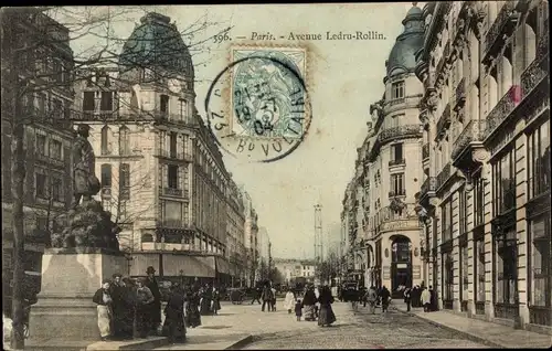 Ak Paris XI, Avenue Ledru Rollin, Denkmal