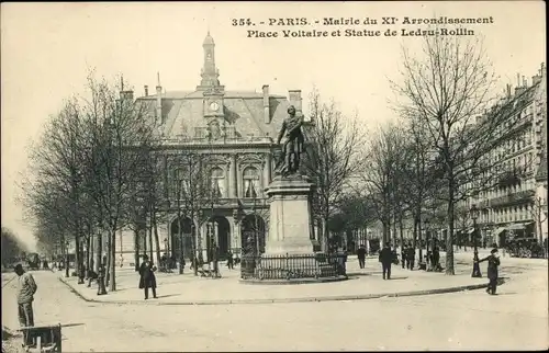 Ak Paris XI, Place Voltaire, Statue von Ledru Rollin, Rathaus