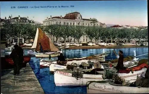 Ak Cannes Alpes Maritimes, Le Quai Saint Pierre et la Mairie