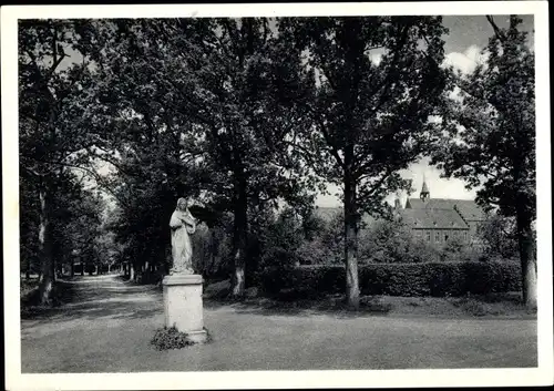 Ak Gaesdonck Goch am Niederrhein, Collegium Augustinianum, Denkmal