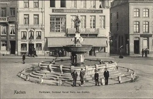 Ak Aachen in Nordrhein Westfalen, Marktplatz, Denkmal Kaiser Karls des Großen