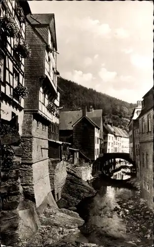 Ak Monschau Montjoie in der Eifel, Rur, Brücke