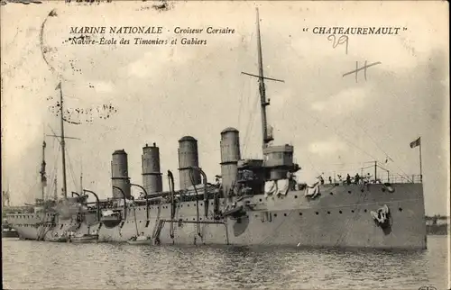 Ak Französisches Kriegsschiff, Chateaurenault, Croiseur Corsaire