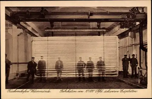 Ak Wesermünde Bremerhaven, Fischereihafen, Fabrikation von Eisplatten