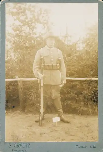 Kabinett Foto Munster an der Örtze Lüneburger Heide, Kolonial-Soldat in Tropen-Uniform