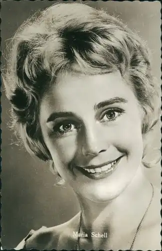 Ak Schauspielerin Maria Schell, Portrait, lachend, Die Brüder Karamasow