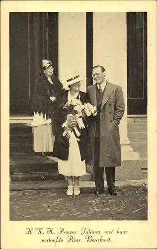 Ak Prinzessin Juliana der Niederlande mit Prinz Bernhard