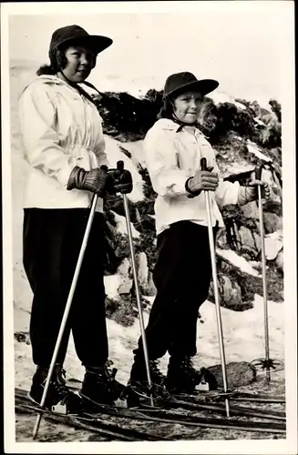 Ak Prinzessin Beatrix und Irene, Sankt Anton, Februar 1949