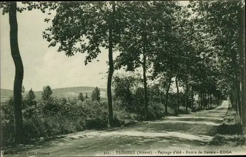 Ak Prémery Nièvre, Sommerlandschaft, Route de Nevers