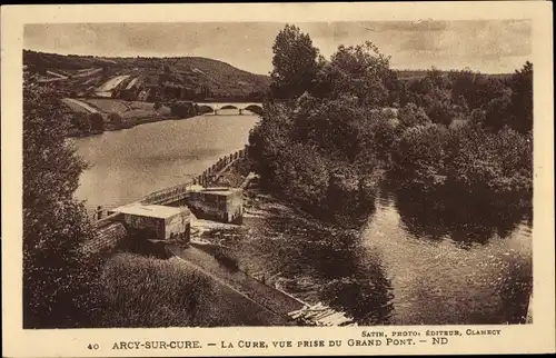 Ak Arcy-sur-Cure Yonne, La Cure, Blick vom Grand Pont