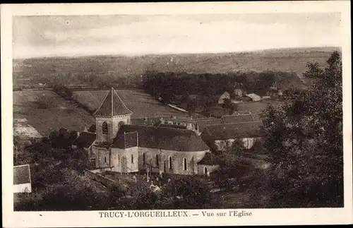 Ak Trucy l'Orgueilleux Nièvre, Blick auf die Kirche