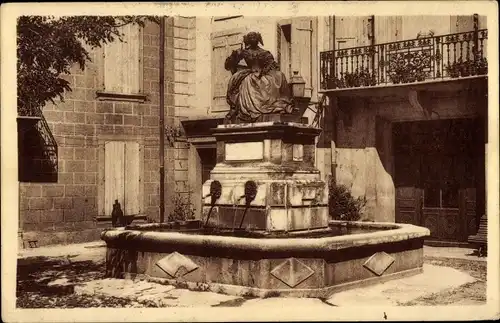 Ak Grignan Drôme, Statue der Marquise de Sevigne