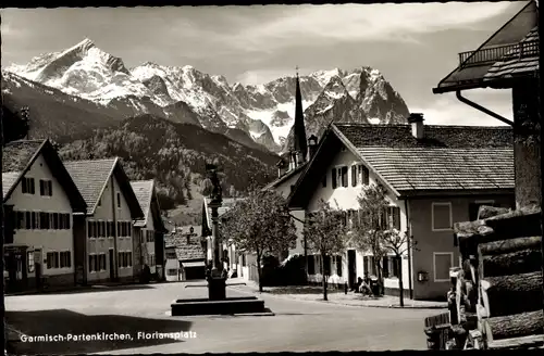 Ak Garmisch Partenkirchen in Oberbayern, Florianplatz