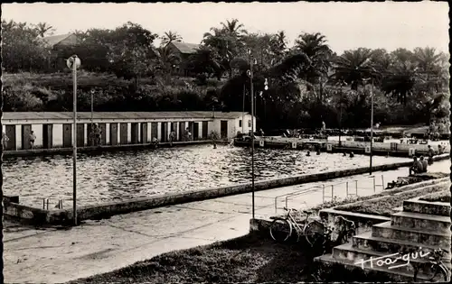 Ak Brazzaville Französisch-Kongo, La Piscine