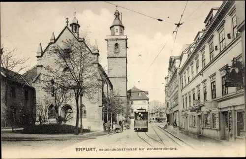 Ak Erfurt in Thüringen, Regierungsstraße, Wigbertikirche, Straßenbahn