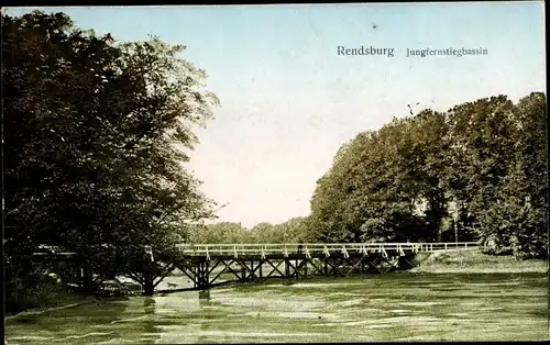 Ak Rendsburg in Schleswig Holstein, Jungfernstiegbassin, Brücke