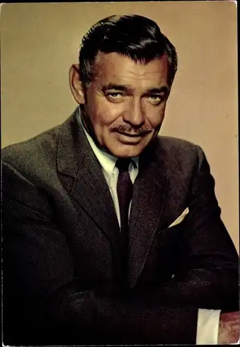 Ak Schauspieler Clark Gable, Portrait, Anzug