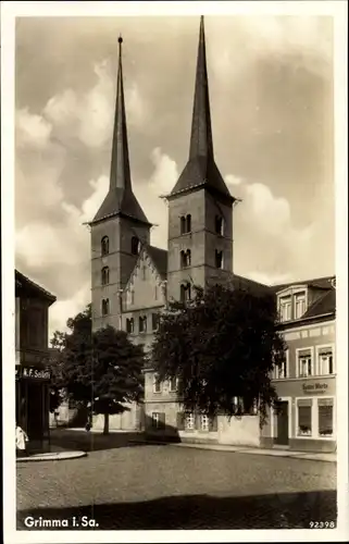 Ak Grimma in Sachsen, Blick auf die Frauenkirche, Glockentürme