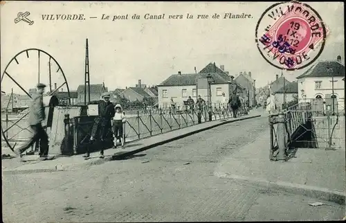 Ak Vilvoorde Flämisch-Brabant, Kanalbrücke Richtung Rue de Flandre