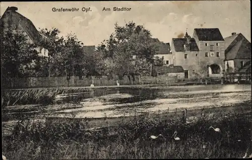 Ak Grafenwöhr in der Oberpfalz Bayern, Stadttor