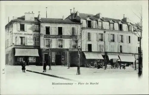 Ak Montmorency Val-d'Oise, Place du Marché