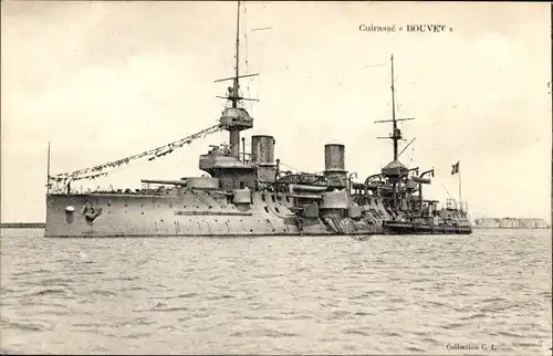 Ak Französisches Kriegsschiff Bouvet, Cuirassé