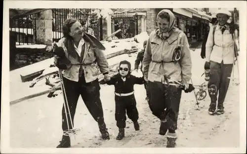 Ak Prinzessin Juliana der Niederlande, Prinzessin Margriet, Skiurlaub in Zermatt, April 1947