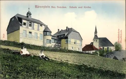 Ak Bärenstein Altenberg, Blick auf Schule und Kirche vom Feld aus