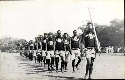 Ak Angola, Companhia de Diamantes, Desfile do grupo da Mina 4