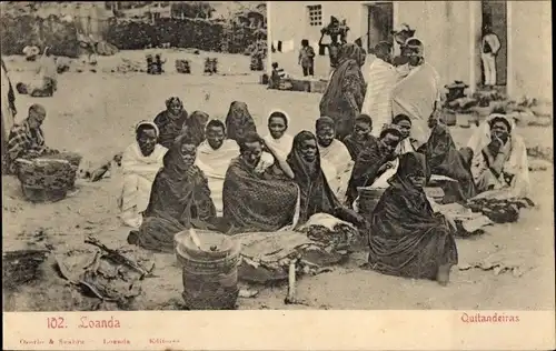 Ak Luanda Angola, Frauen auf dem Boden sitzend