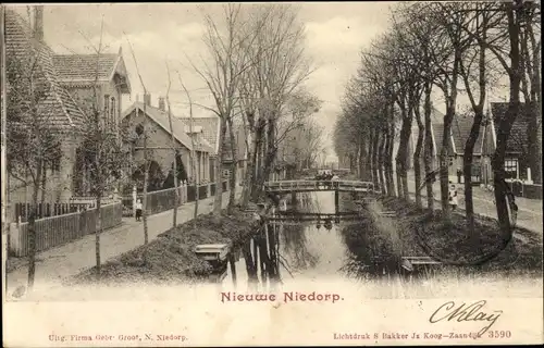 Ak Nieuwe Niedorp Nordholland Niederlande, Partie am Kanal, Brücke