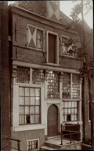 Foto Nordholland, Blick auf Backsteinhaus