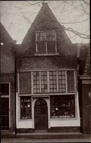 Ak Hoorn Nordholland Niederlande, Backsteinhaus mit Geschäft