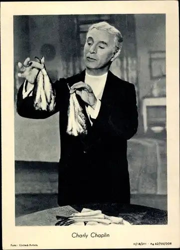 Ak Schauspieler Charly Chaplin, Charlie Chaplin, Filmszene