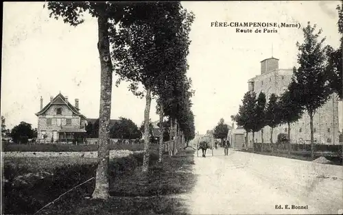 Ak Fère Champenoise Marne, Route de Paris