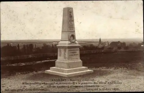 Ak Andresy Yvelines, Denkmal und Gewölbe zum Gedenken an die Andresian-Helden