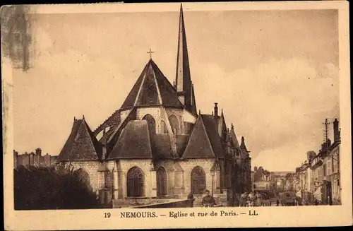 Ak Nemours Seine-et-Marne, Kirche, Rue de Paris