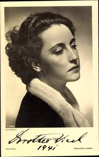 Ak Schauspielerin Dorothea Wieck, Portrait, Ross Verlag A 2732 1, Autogramm