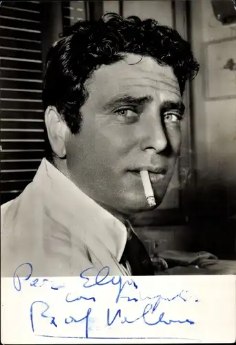 Foto Raf Vallone, Portrait mit Zigarette, Autogramm