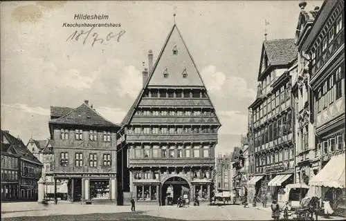 Ak Hildesheim in Niedersachsen, Knochenhaueramtshaus, Geschäfte